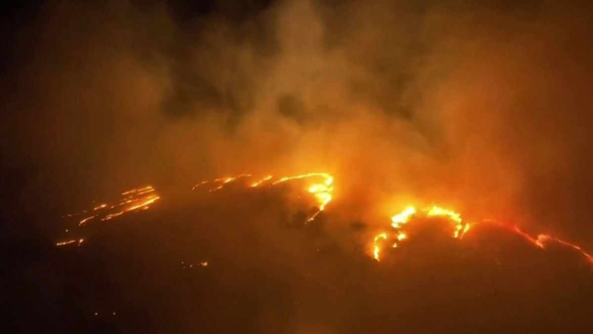 Apokalypsa na Havaji. Požáry zabily 36 lidí, letovisko Lahaina spáleno na uhel